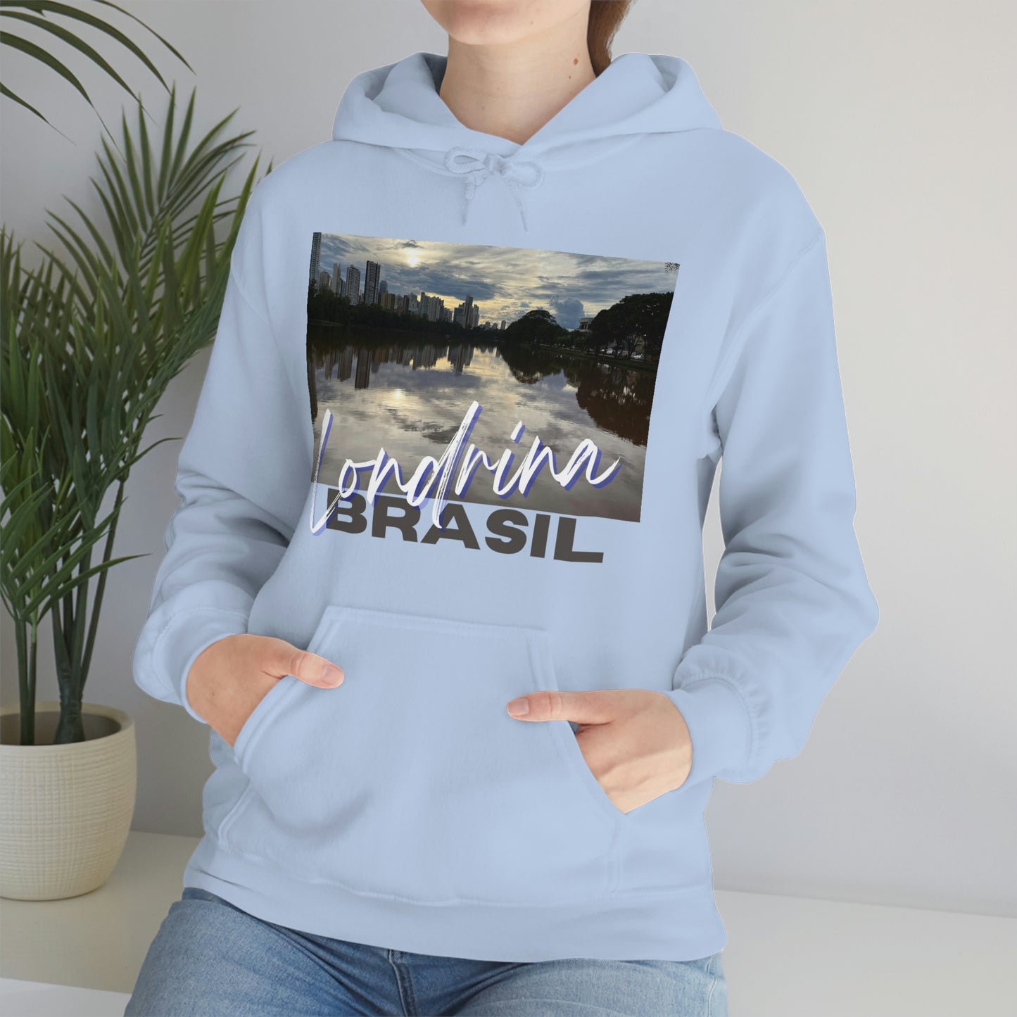 LONDRINA BRASIL Unisex Heavy Blend™ Hooded Sweatshirt