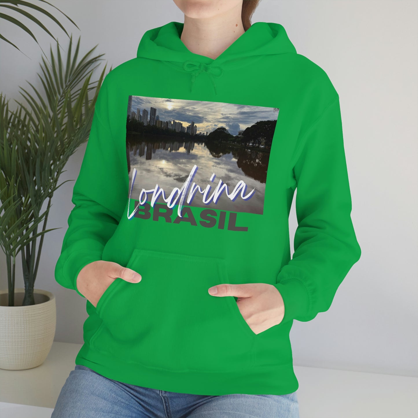 LONDRINA BRASIL Unisex Heavy Blend™ Hooded Sweatshirt